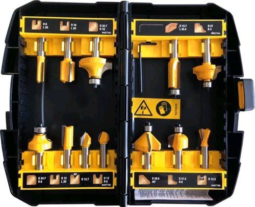 DeWalt Conjunto de 12 fresas de vários tipos DT90016